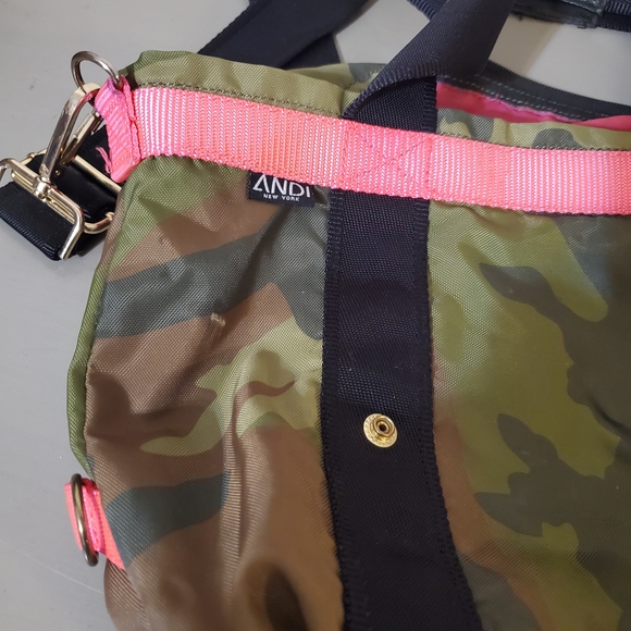 Anthropologie Andi Camo Bag Hot Pink Accents Y2k Trendy Camo Tote Gorpcore - Picture 3 of 9